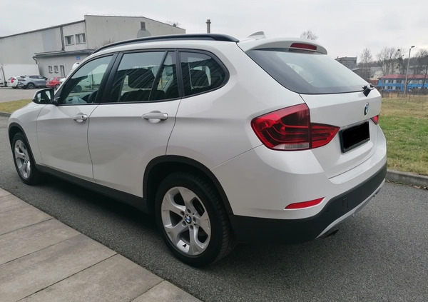 BMW X1 cena 53500 przebieg: 205000, rok produkcji 2012 z Gniewkowo małe 326